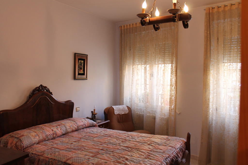 Villa Casa De La Virginia Valdealgorfa Zimmer foto